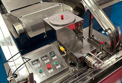 Biscuit sandwiching machine-2