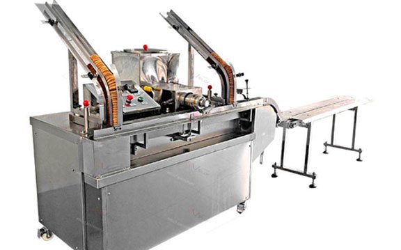 Biscuit-sandwiching-machine